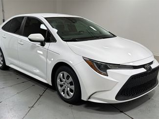 Certified 2022 Toyota Corolla LE video 3