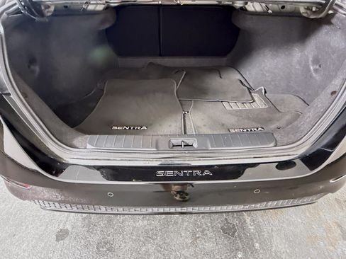 Used 2025 Nissan Sentra SV FWD image 35