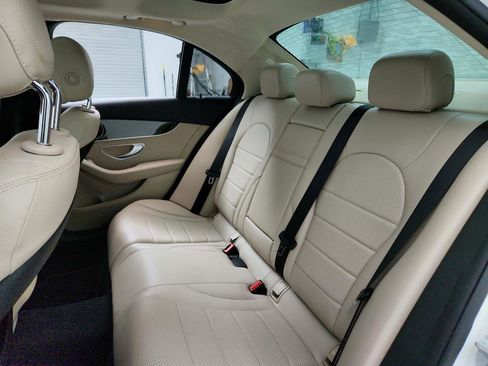 Used 2018 Mercedes-Benz C 300 Sedan w/ Premium Package image 24