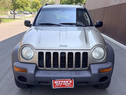 Used 2004 Jeep Liberty Sport w/ PWR Convenience Group AWD/4WD image 4