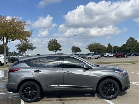 New 2026 Acura RDX SH-AWD image 3