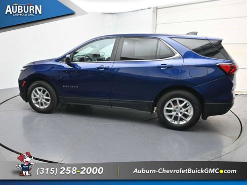 Used 2022 Chevrolet Equinox LT AWD/4WD image 17