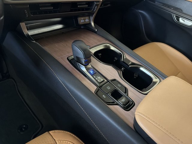Certified 2025 Lexus RX 350 Premium w/ Accessory Package (Z1) FWD image 21