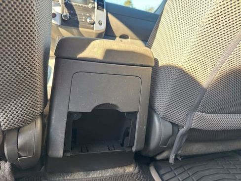 Used 2016 Nissan Frontier SV image 21