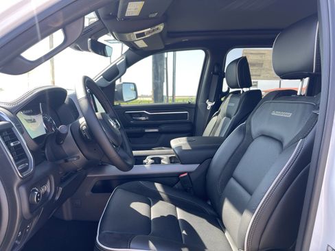 Used 2025 RAM 1500 Laramie w/ Laramie Southwest Edition image 38