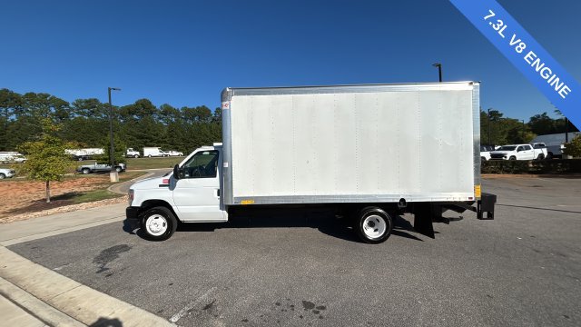 Used 2024 Ford E-350 and Econoline 350 Super Duty w/ Power Windows & Locks Group RWD image 3