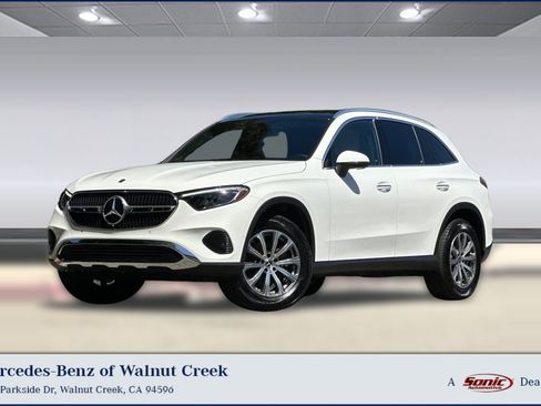 Used 2026 Mercedes-Benz GLC 300 4MATIC image 1