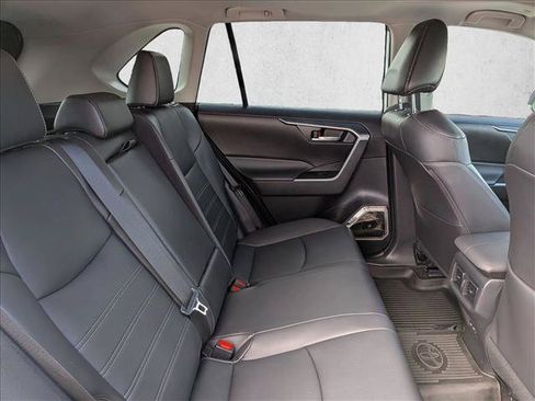 Used 2024 Toyota RAV4 XLE Premium AWD/4WD image 21