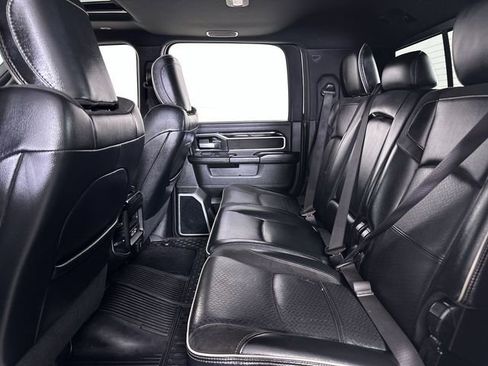 Used 2020 RAM 2500 Laramie w/ Night Edition image 26