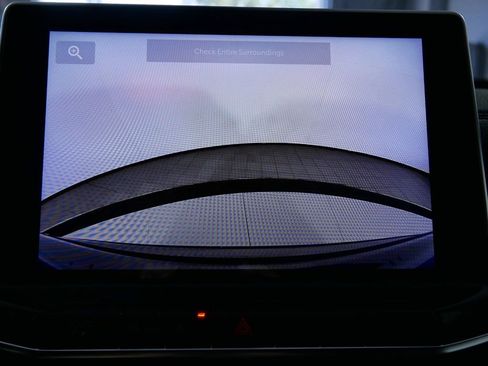 Used 2024 Jeep Compass Latitude image 41