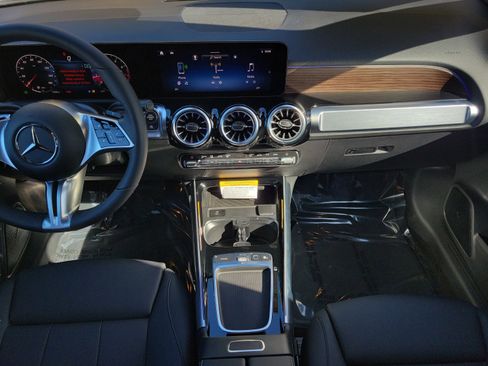 Certified 2026 Mercedes-Benz GLB 250 image 18