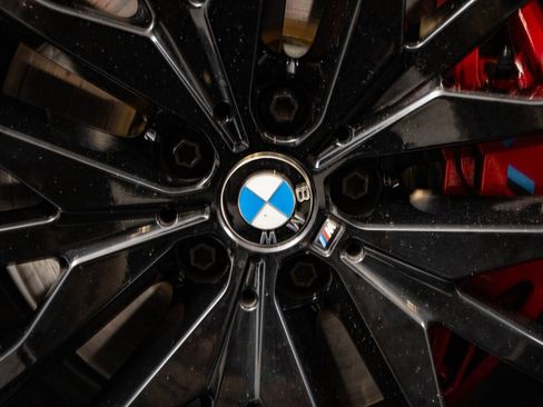 Used 2021 BMW X6 M50i w/ Executive Package AWD/4WD image 8