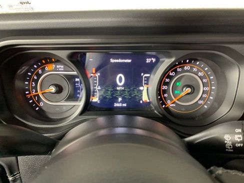 Used 2026 Jeep Wrangler Rubicon AWD/4WD image 21