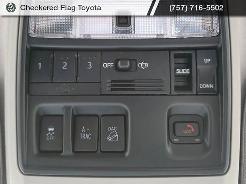 Used 2022 Toyota 4Runner Limited image 11