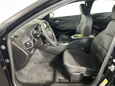 Used 2021 Chevrolet Malibu LS FWD image 8