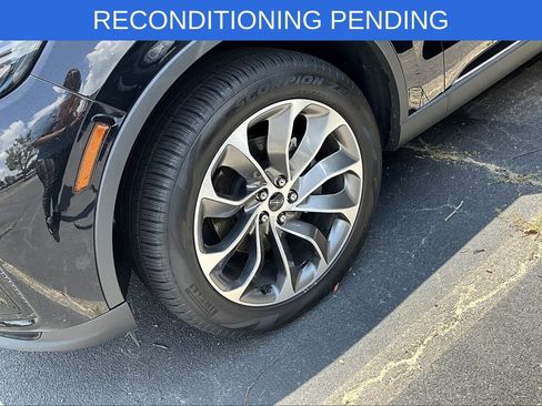 Used 2025 Lincoln Aviator Reserve w/ Illumination Package image 4