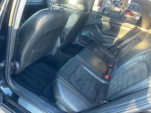 Used 2014 Volkswagen Passat 1.8T SEL Premium image 15