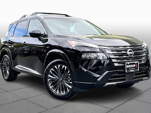 New 2026 Nissan Rogue Platinum image 2