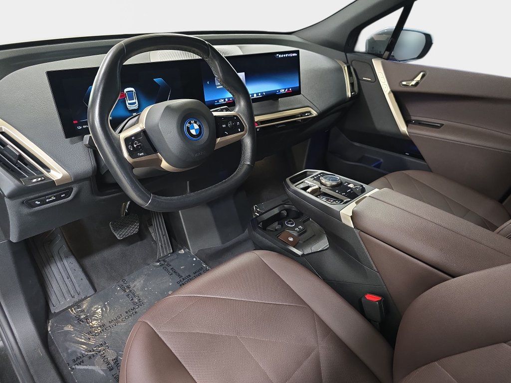 Certified 2024 BMW iX xDrive50 w/ Sport Package AWD/4WD image 19