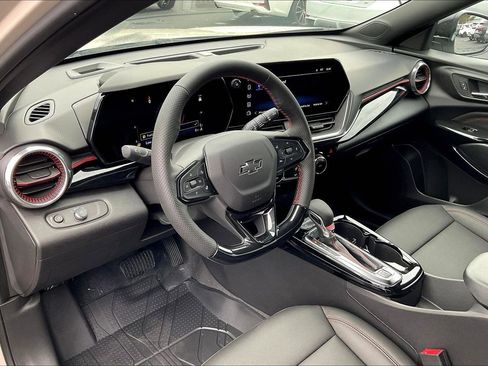 New 2026 Chevrolet Trax RS w/ Driver Confidence Package image 6