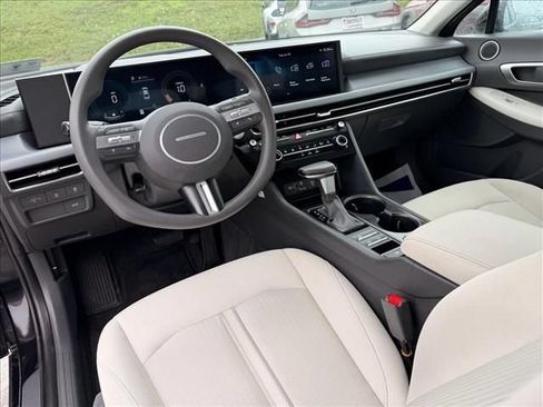Certified 2026 Hyundai Sonata SE FWD image 6