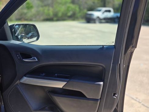 Used 2022 Chevrolet Colorado LT w/ Fleet Safety Package image 13