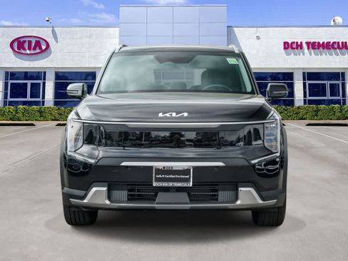 Certified 2024 Kia EV9 Wind AWD/4WD image 2