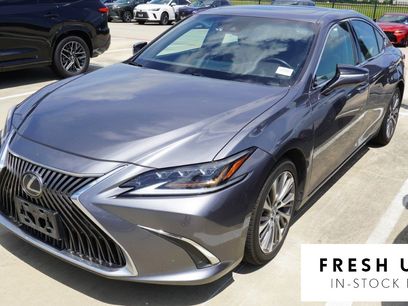 Used 2019 Lexus ES 350 w/ Accessory Package