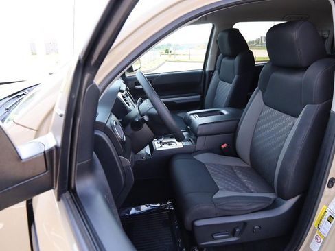 Used 2019 Toyota Tundra SR5 w/ SR5 Upgrade Package RWD image 8
