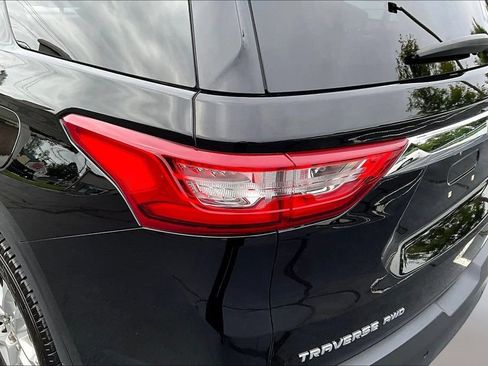 Used 2020 Chevrolet Traverse LT w/ Driver Confidence II Package AWD/4WD image 20