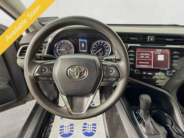 Used 2020 Toyota Camry LE FWD image 11