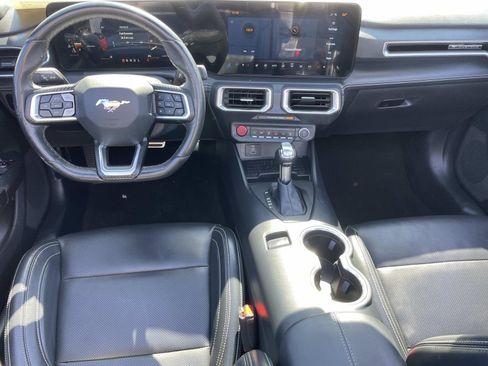 Used 2024 Ford Mustang Premium image 12
