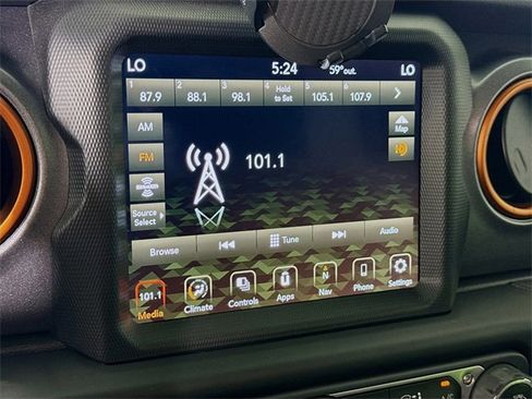 Used 2021 Jeep Gladiator Mojave image 15
