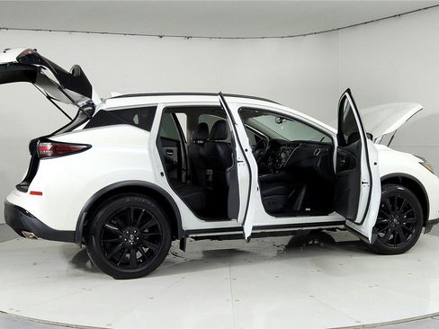 Certified 2024 Nissan Murano SV w/ SV Midnight Edition Package image 12