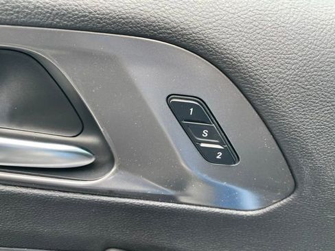 New 2026 Chrysler Pacifica Select FWD image 14