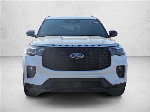 New 2026 Ford Explorer ST-Line w/ ST-Line Street Pack AWD/4WD image 6
