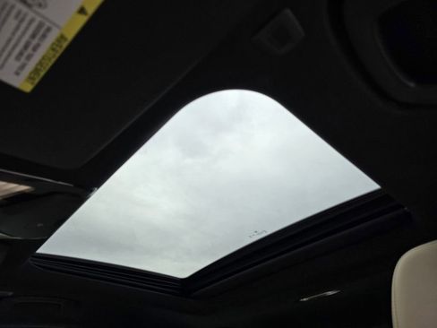 Used 2023 BMW 330i Sedan w/ Driving Assistance Package image 12