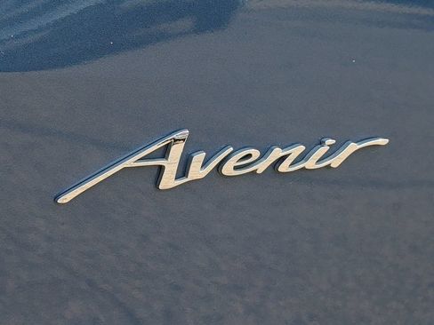 Used 2025 Buick Enclave Avenir w/ Super Cruise Package AWD/4WD image 43