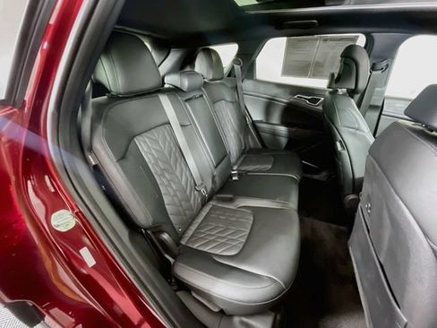 Used 2024 Kia Sportage X-Line w/ X-Line Premium Package AWD/4WD image 29