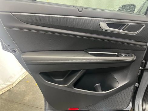 New 2026 Volkswagen Atlas Cross Sport SEL R-Line image 21