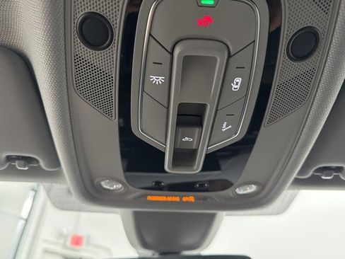 Used 2021 Audi A4 2.0T Premium w/ Convenience Package image 43