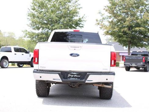 Used 2018 Ford F150 Lariat w/ Equipment Group 502A Luxury AWD/4WD image 6