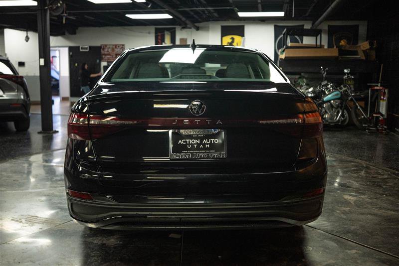 Used 2025 Volkswagen Jetta S FWD image 6