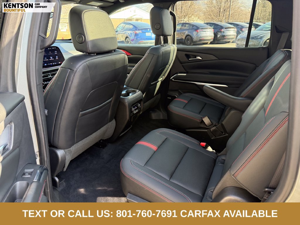 Used 2024 Chevrolet Traverse RS AWD/4WD image 36