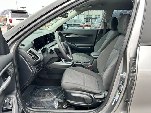 Used 2024 Kia Seltos LX image 11
