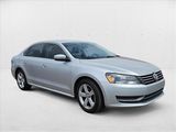 Used 2014 Volkswagen Passat 1.8T SE image 3
