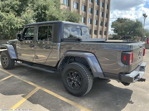 Used 2022 Jeep Gladiator Sport AWD/4WD image 5