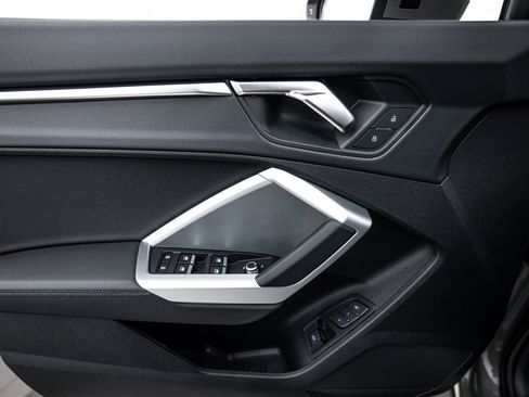 New 2025 Audi Q3 2.0T Premium image 11