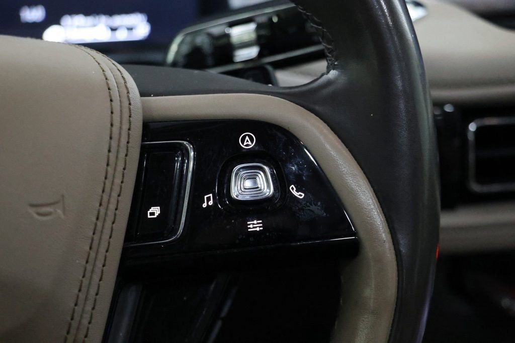 Used 2020 Lincoln Aviator Reserve w/ Equipment Group 202A AWD/4WD image 23