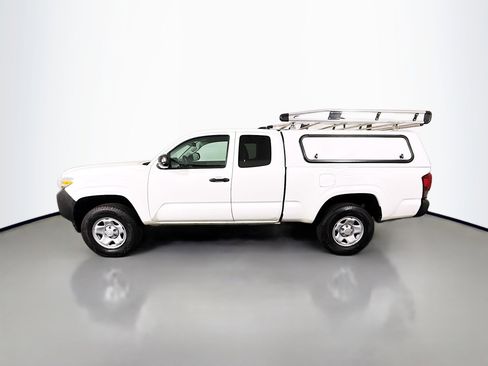 Used 2023 Toyota Tacoma SR image 6